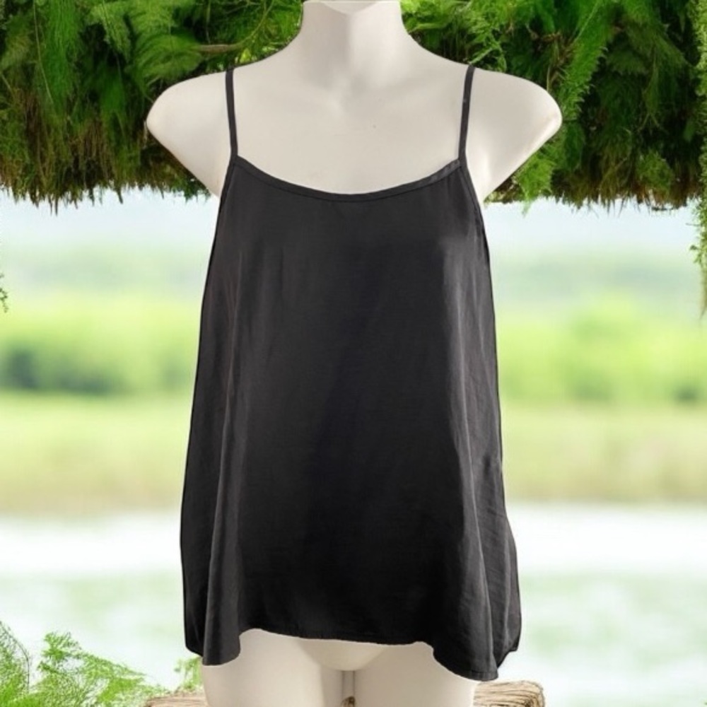 Abercrombie & Fitch black silky feel spaghetti strap cami top S